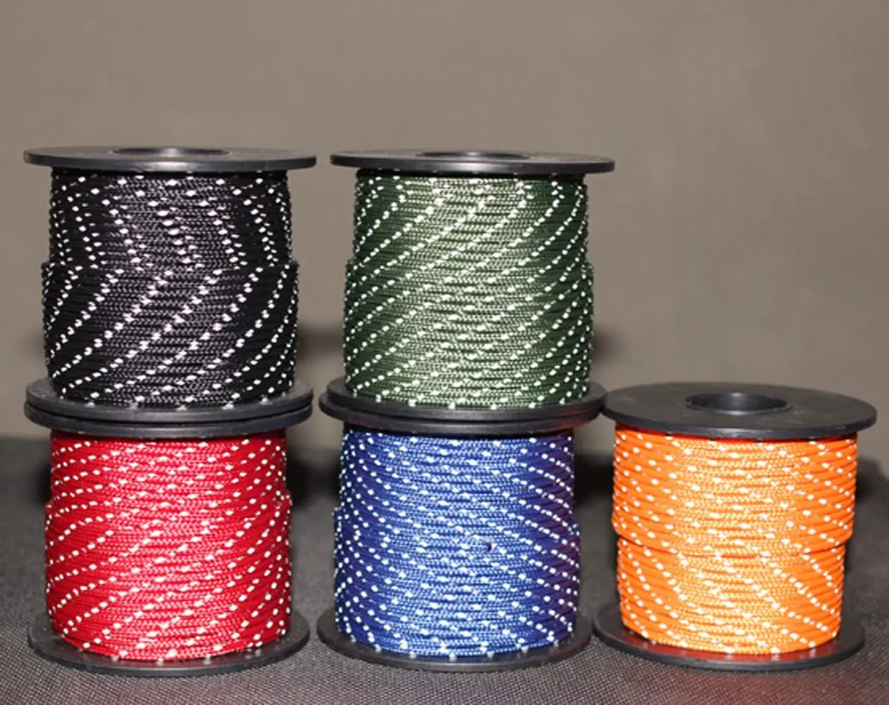 2mm Reflective Nylon Cord,100feet 3Core Paracord Parachute Cord,Tent Guyline Rope for Camping Tent, Outdoor Hiking Packaging