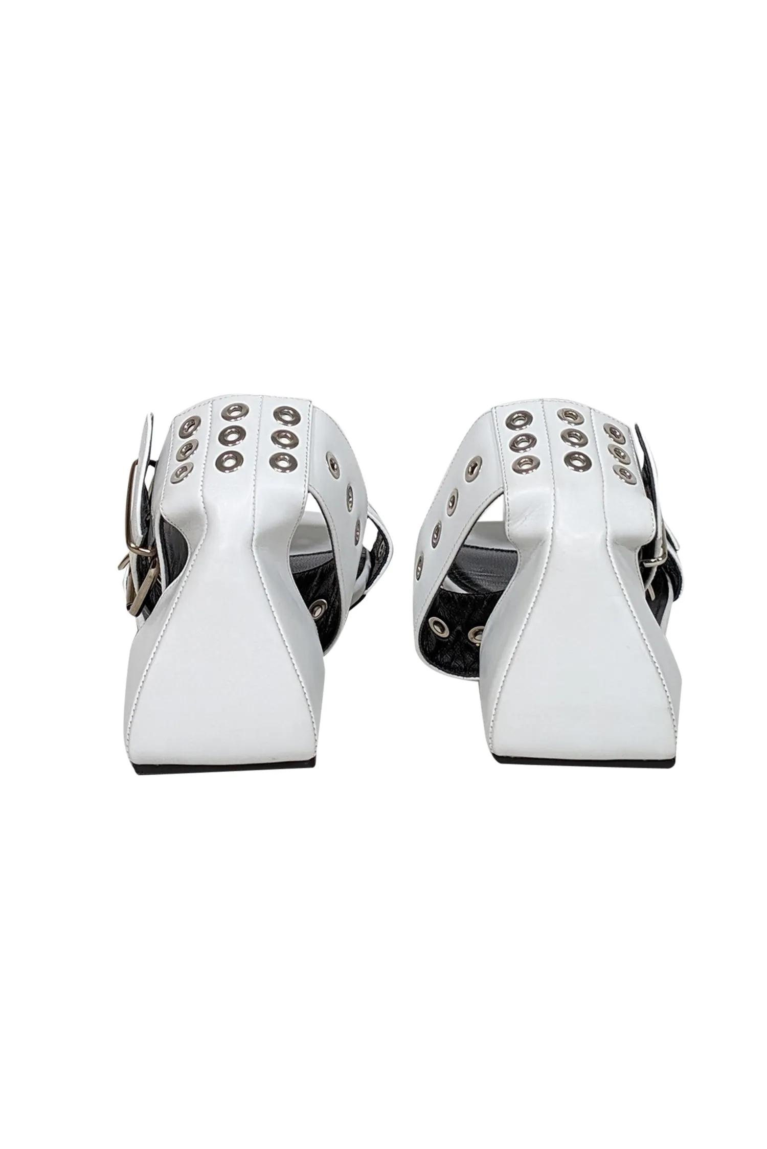 Balenciaga 10 Strappy Wide array Detail Buckle No customs hassle Leather White Sz Sandals -