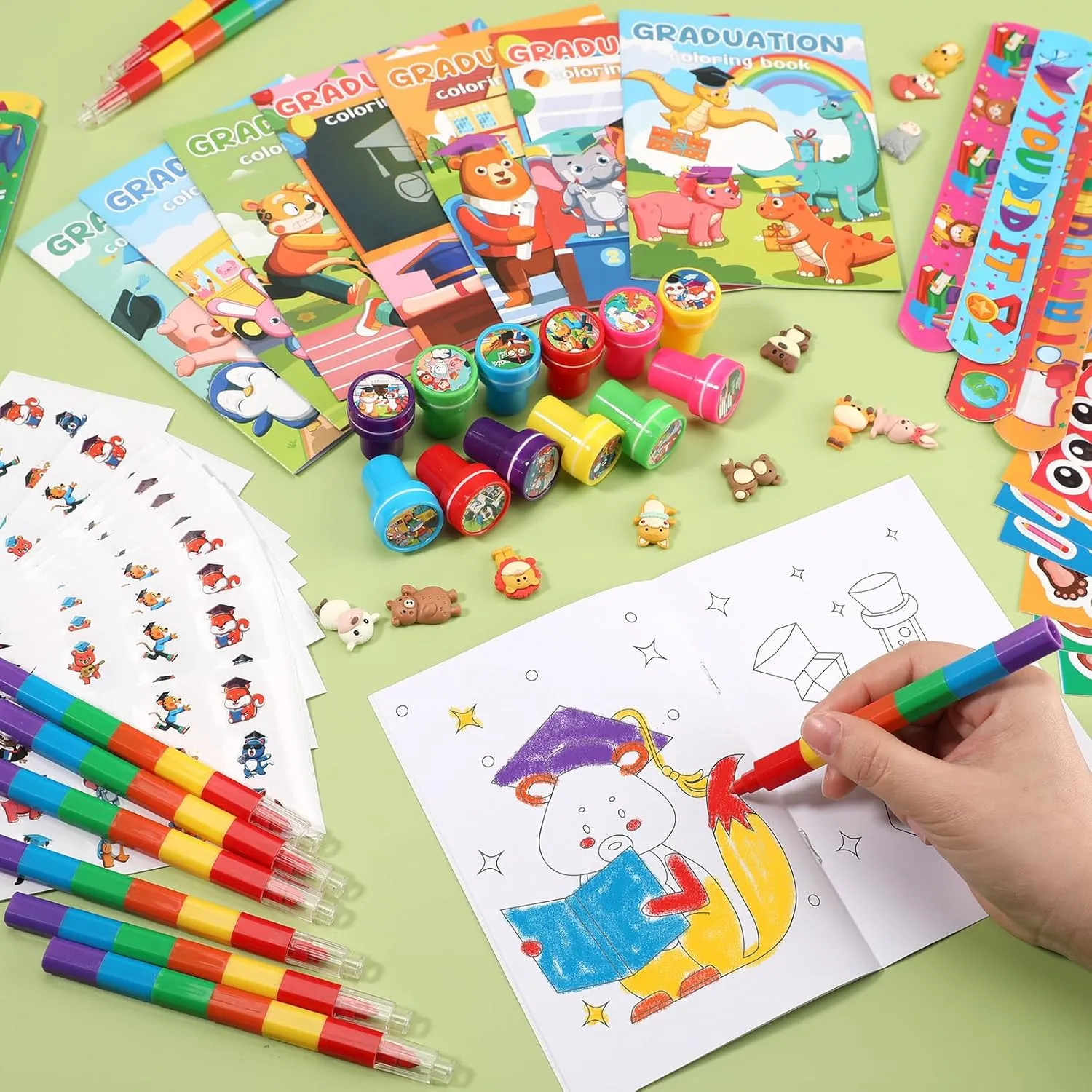 BenLouis 192 Pcs Graduation Party Favors for Kids Preschool Kindergarten Classroom Gifts Prize Coloring Books Set Bulk for Students Congrats Grad Goodie Bags Stuffers（Graduation Animals）