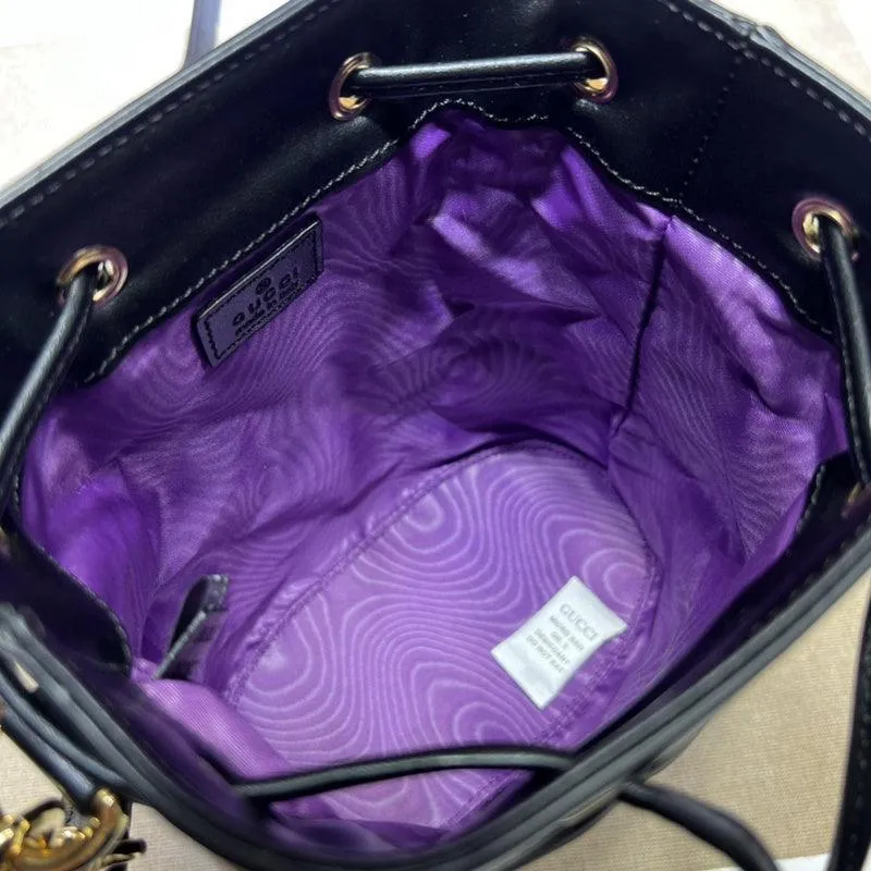 Charm - GG Bags - 002