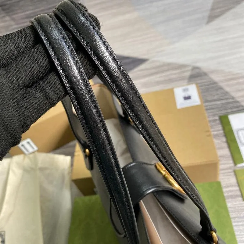 Charm - GG Bags - 1749