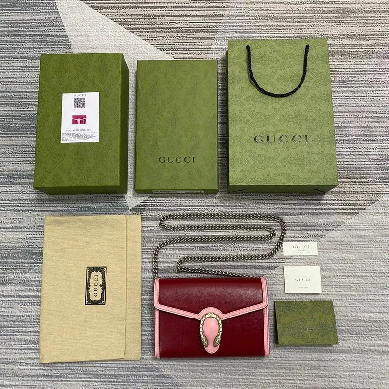 Charm - GG Bags - 1938