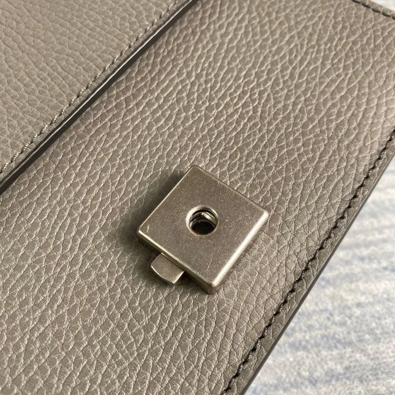 Charm - GG Bags - 2075