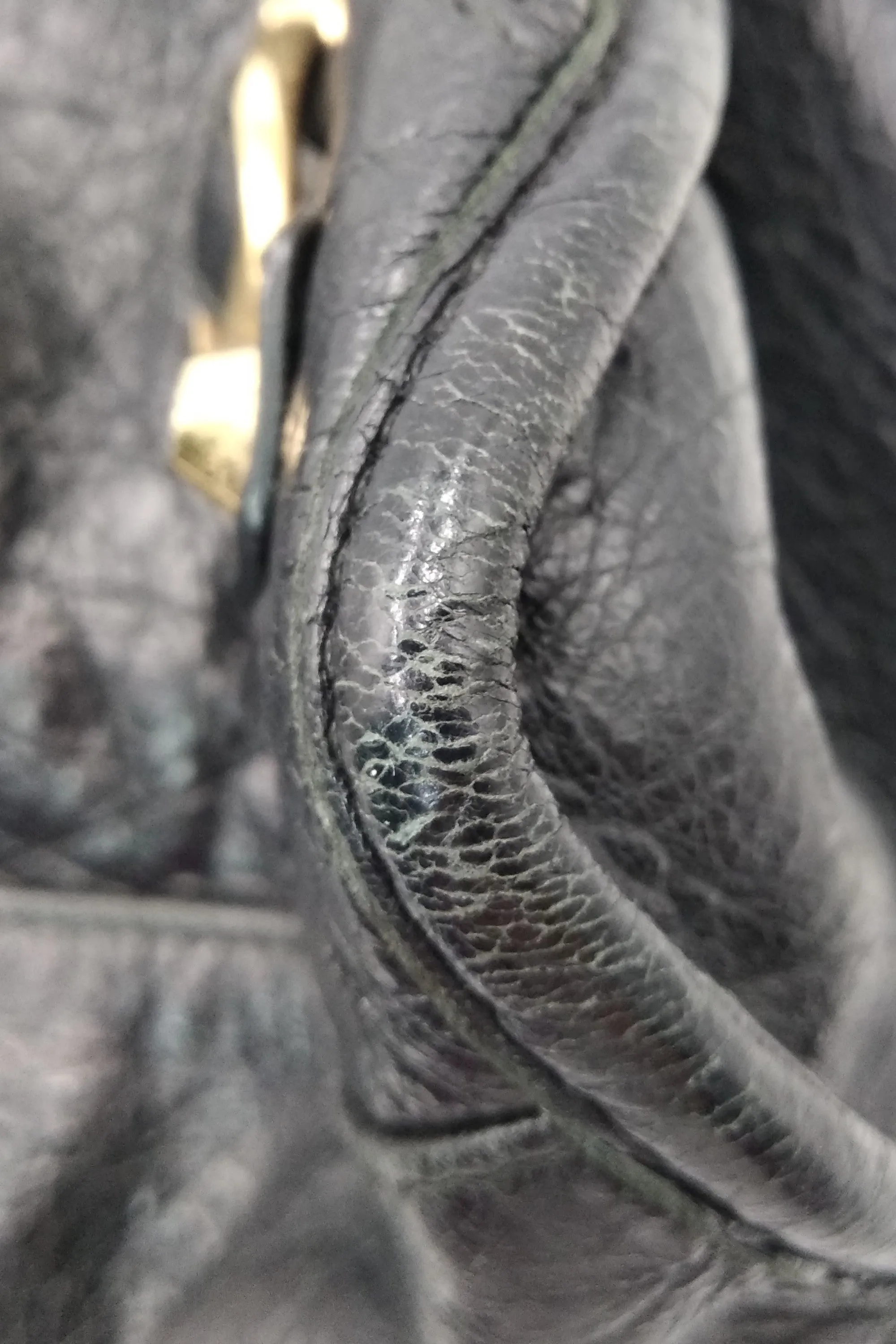 Classic City M Black