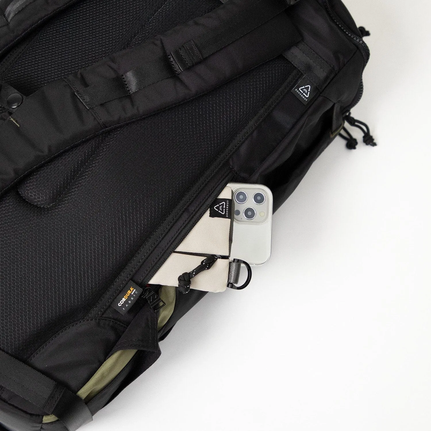 Doughnut Dynamic Large Titan Series - Black
