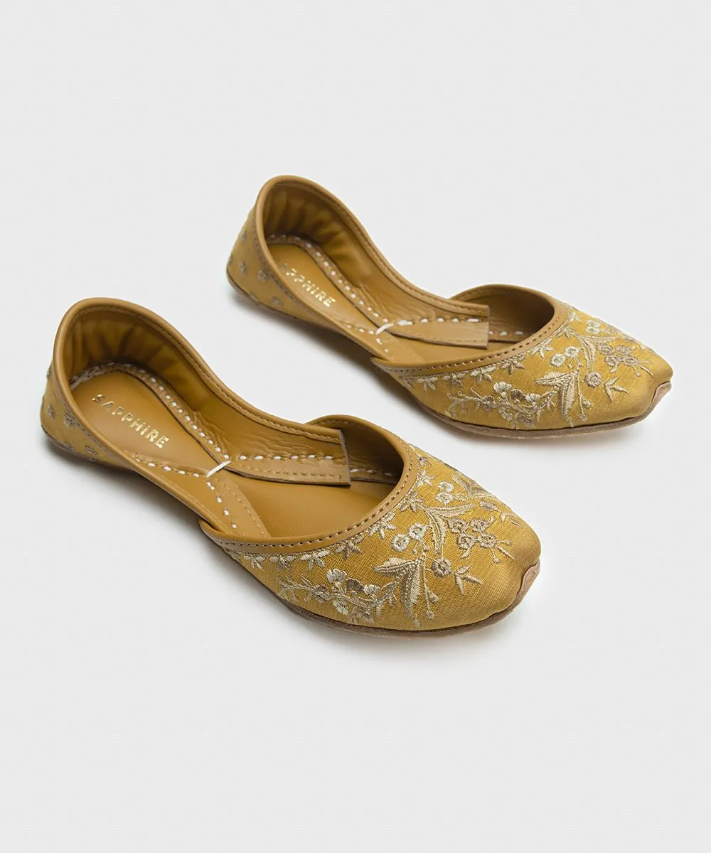 Embroidered Khussas
