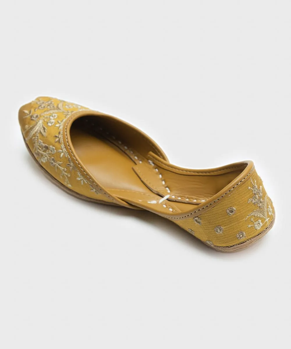 Embroidered Khussas