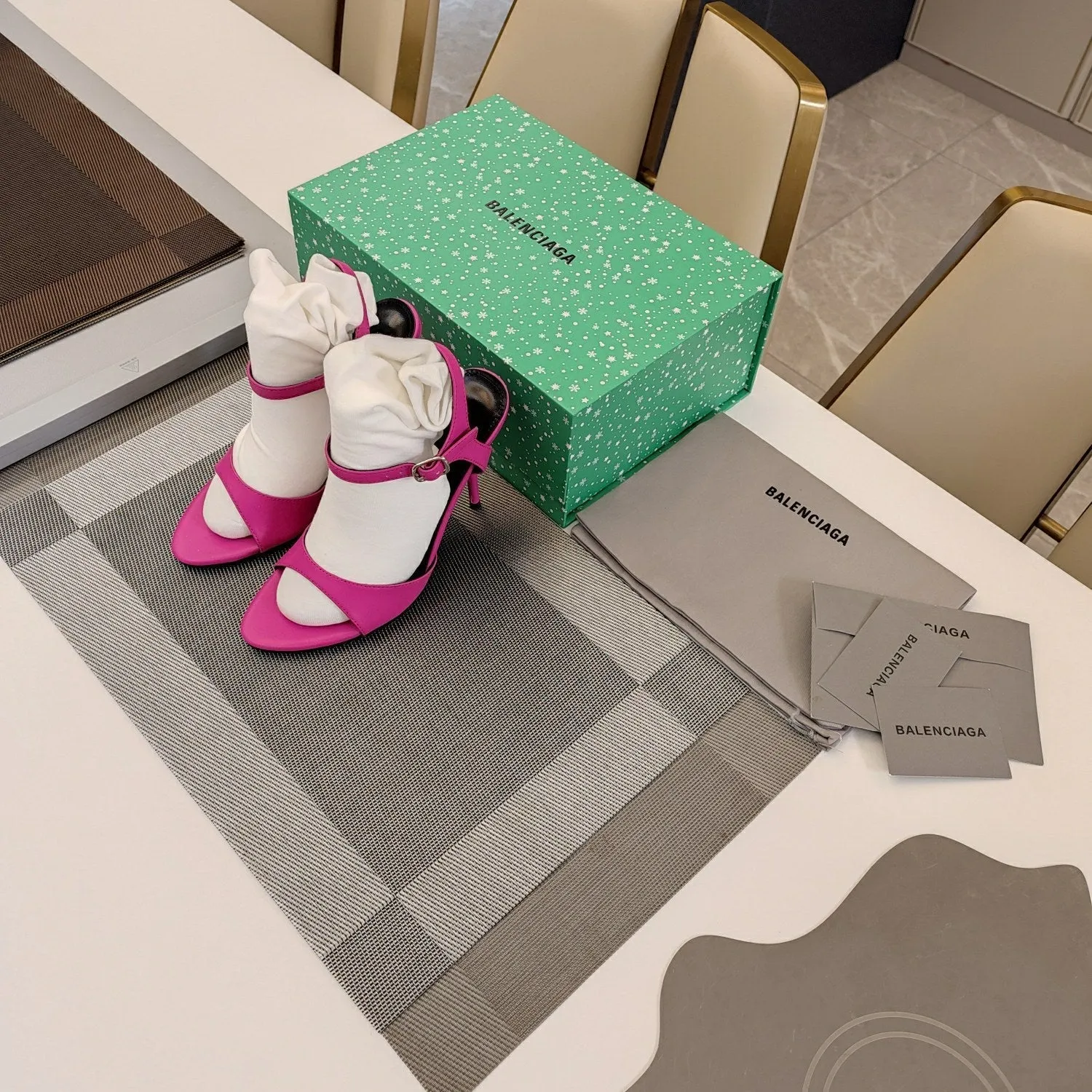 HIGH PINK HEEL STRAPPY Balanciaga AI-powered CALFSKIN TOE OPEN Exclusive collection IN