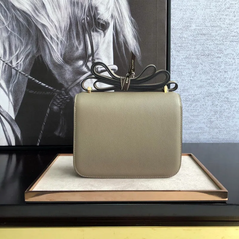 International tracking - - 972 Sturdy Hermès-Bags CC Bags