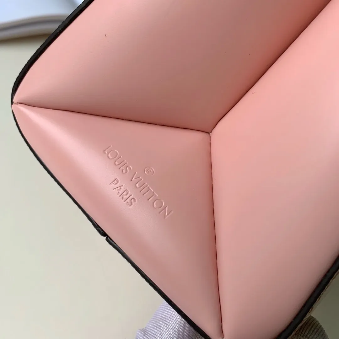 Louis Vuitton POCHETTE GRENELLE