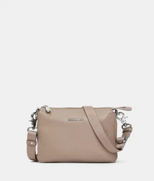 Mellow Leather Pochette