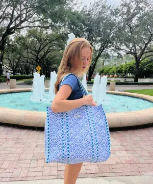 Raja Quilted Tote - White / Blue