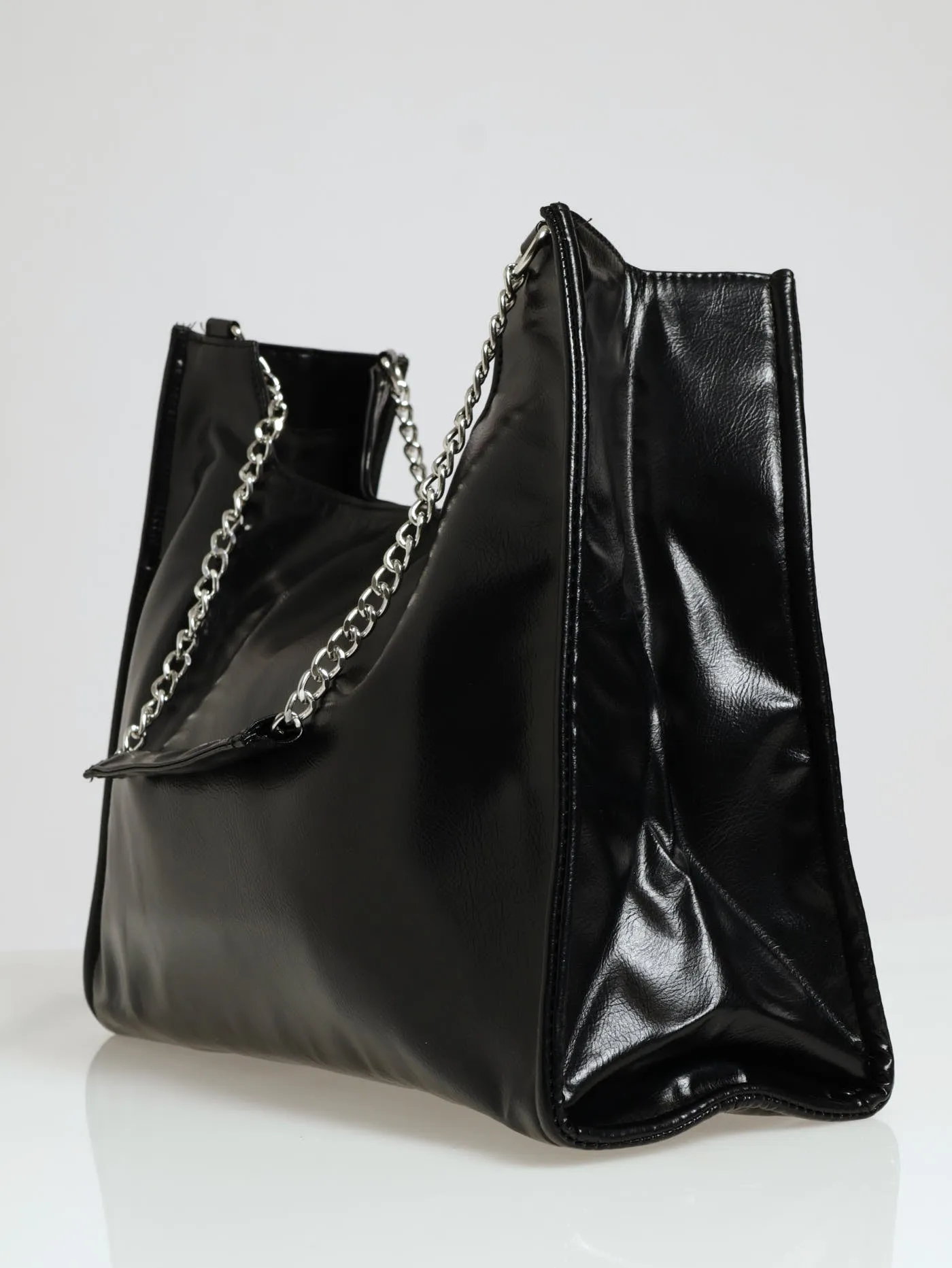 Slouchy Chunky Chain Shopper Bag - Black