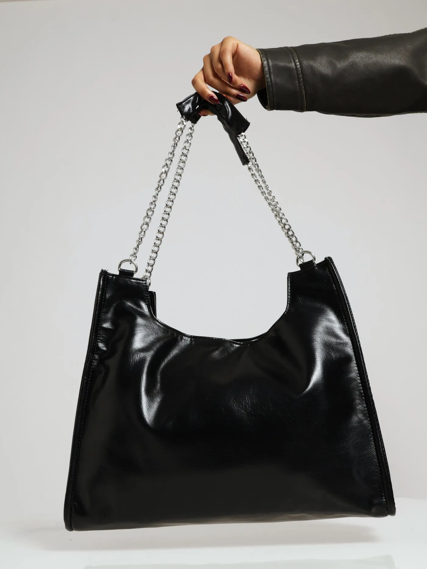 Slouchy Chunky Chain Shopper Bag - Black