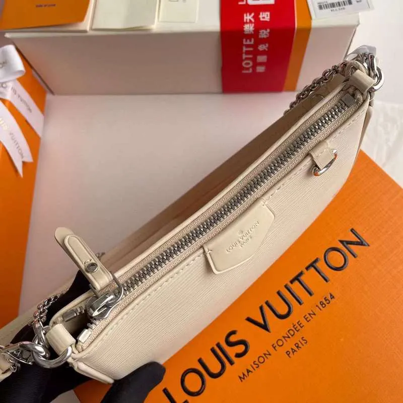 Vuitton 12022 Sturdy CC - Louis IoT-powered - Bags Bags