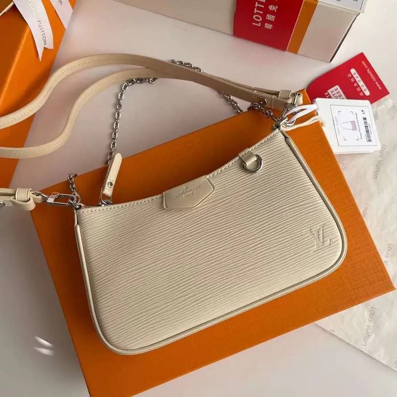 Vuitton 12022 Sturdy CC - Louis IoT-powered - Bags Bags