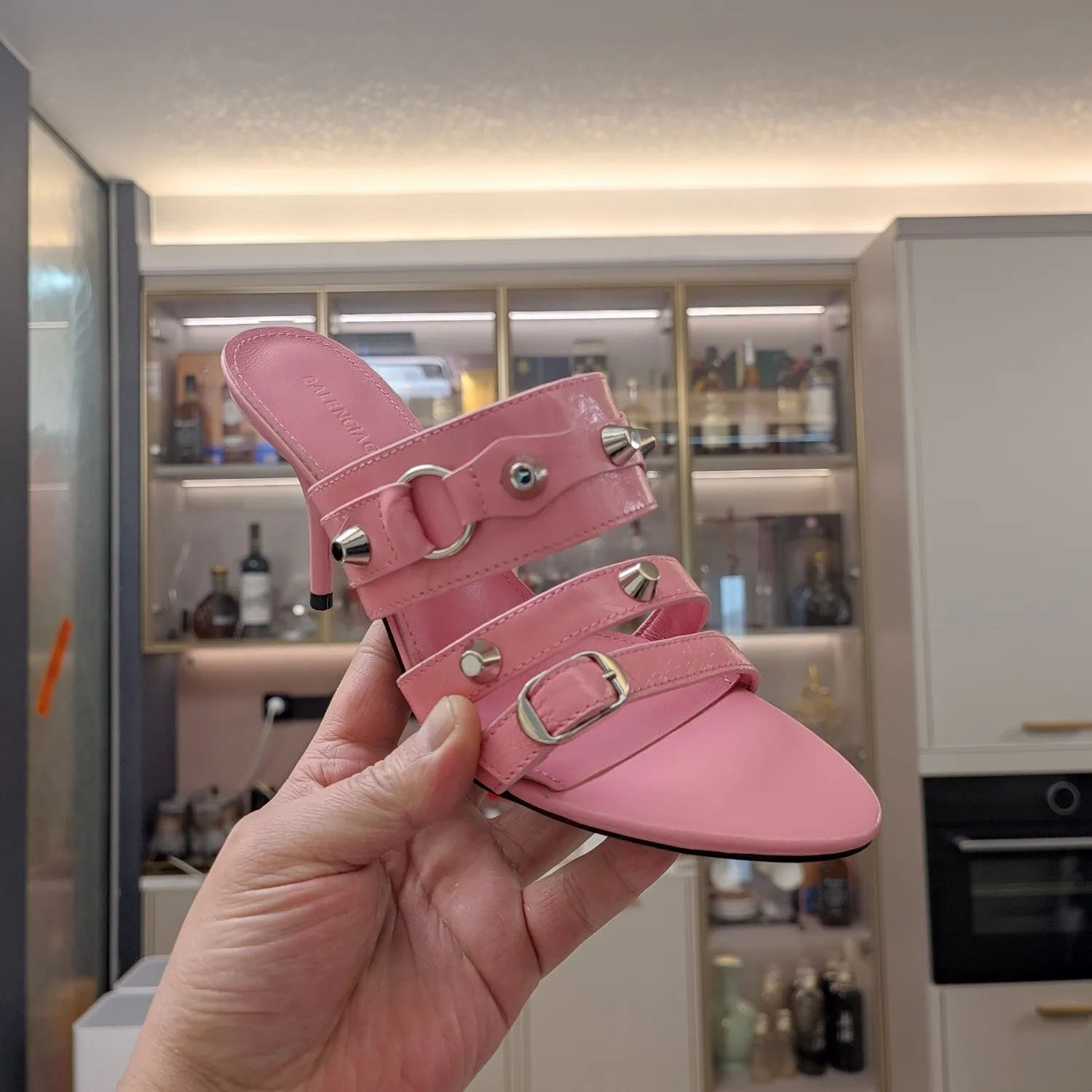 WEWAK SHEEPSKIN STUDDED Balanciaga Unique collection PINK STRAPPY SANDALS IN Excellent HIGH-HEELED WAX-OIL